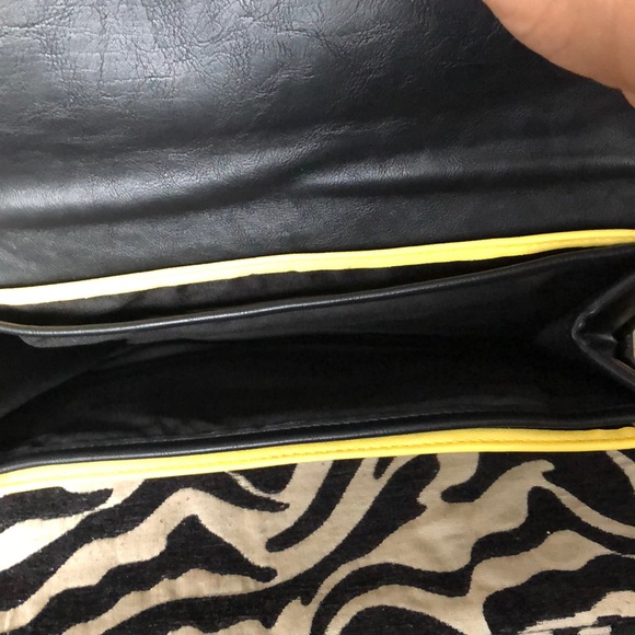 Express Clutch - Picture 4 of 6